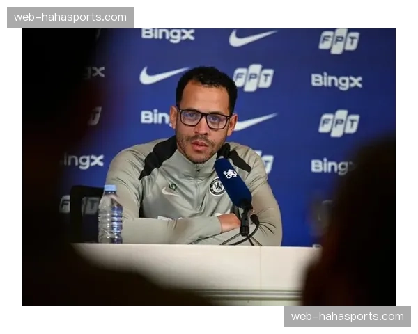 罗塞尼尔442阵型试验失败 切尔西中场扁平化致攻防脱节